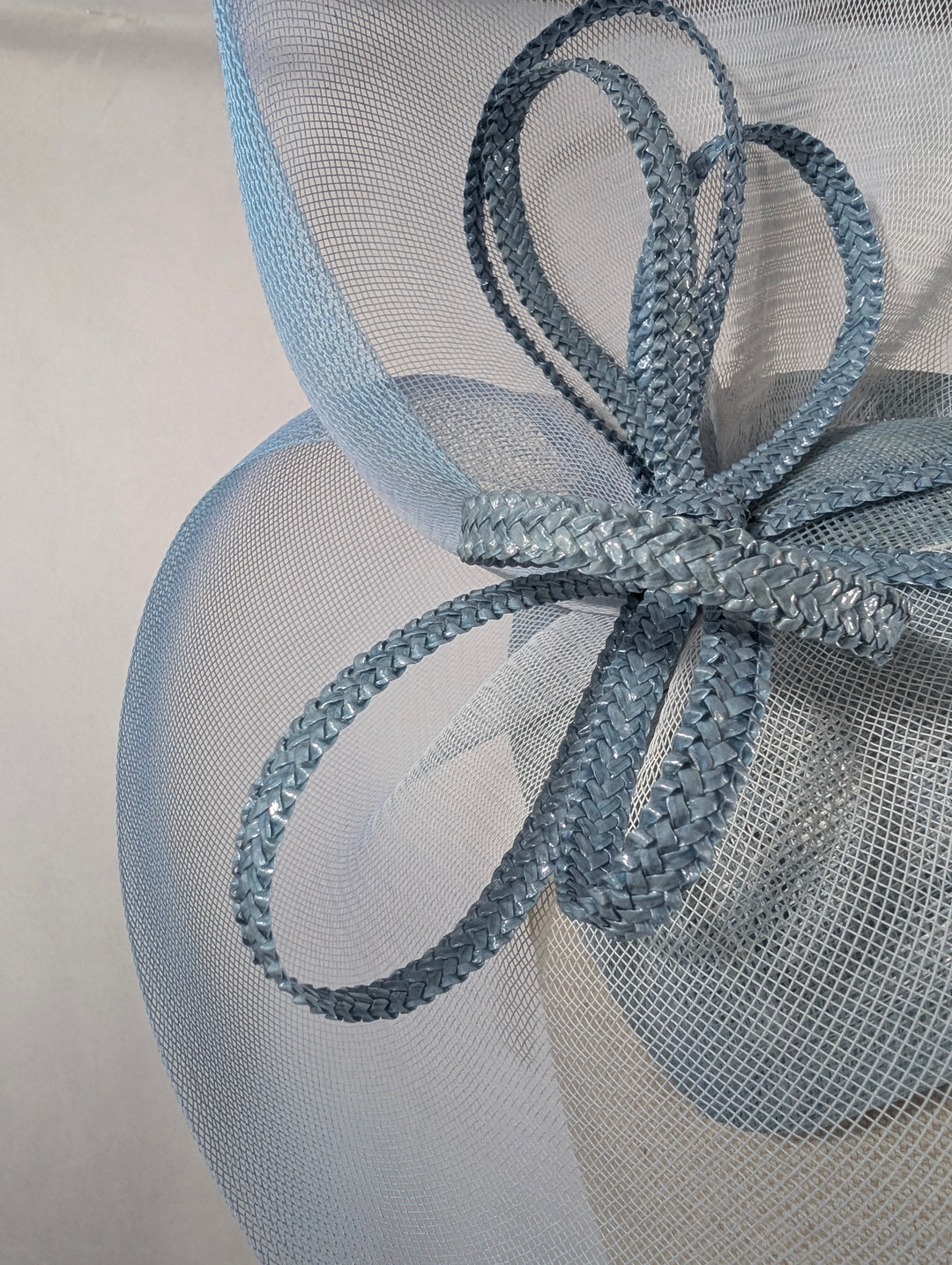 "Crinoline Sweep Ombré" cocktail hat