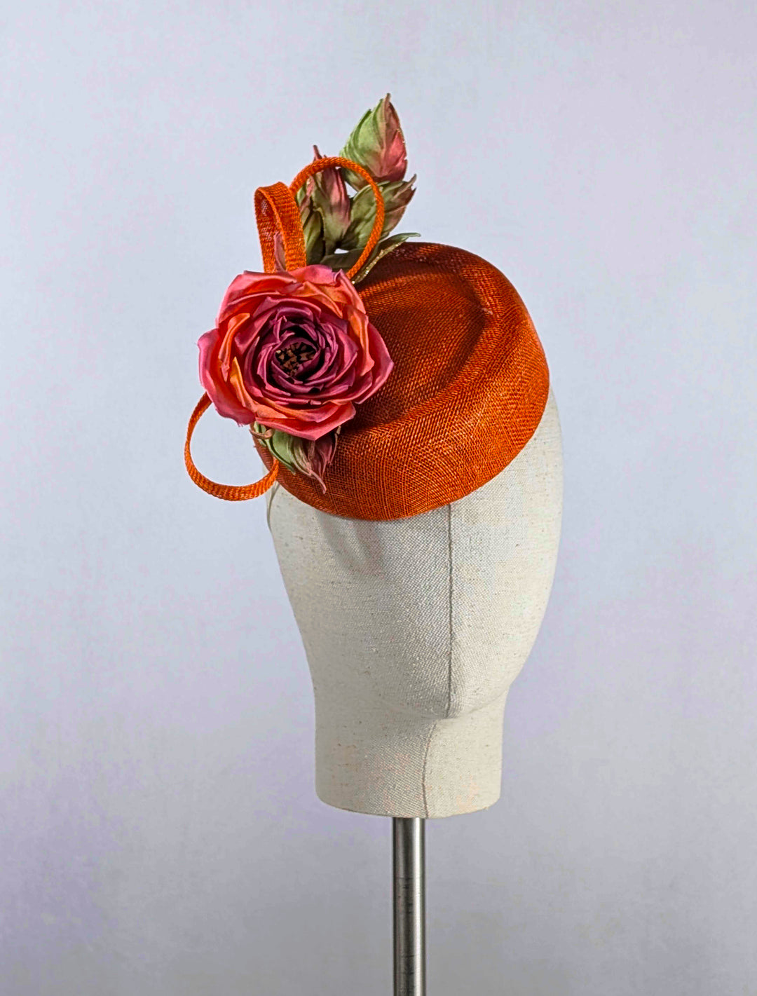 "Orange Delight" cocktail hat