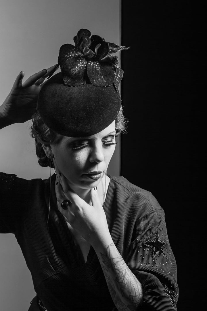 Black Iris Cocktail Hat