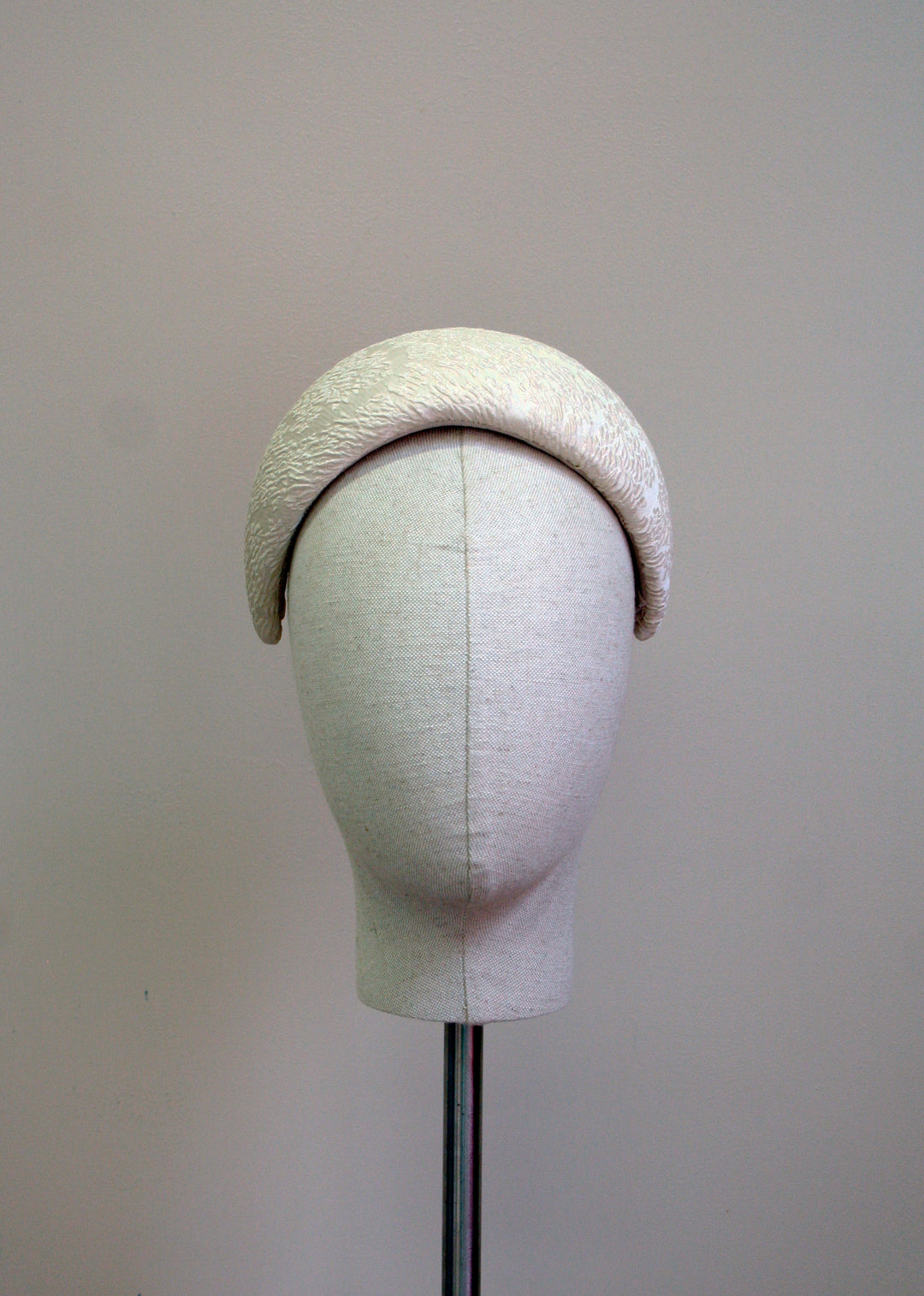 Brigitte Bandeau-Embossed Lace