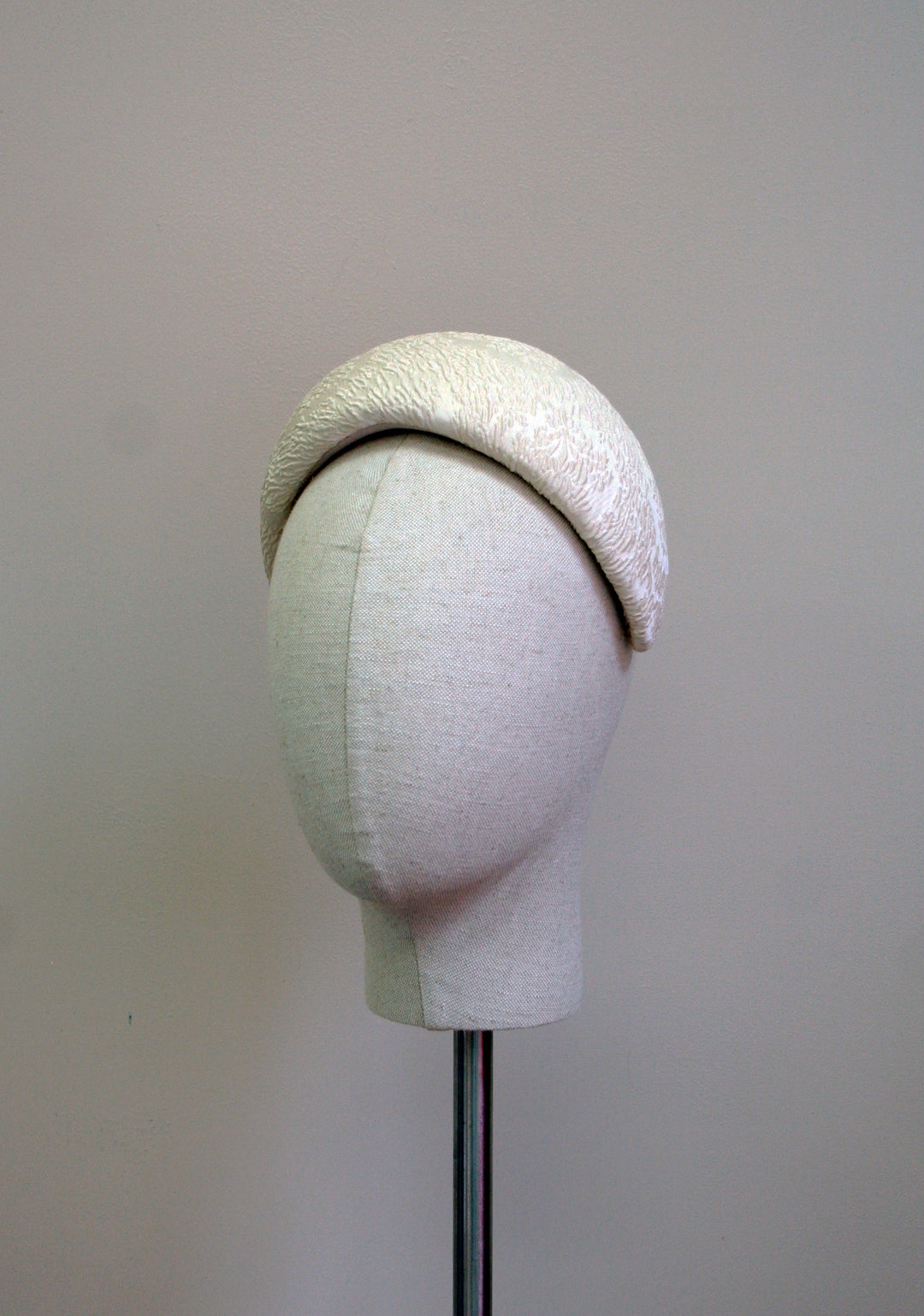 Brigitte Bandeau-Embossed Lace