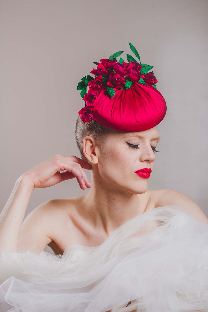 "Fuchsia" cocktail hat